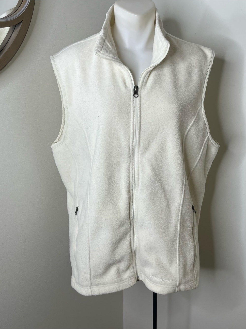 Eddie Bauer Women’s Cream Fleece Full Zip Vest XXL